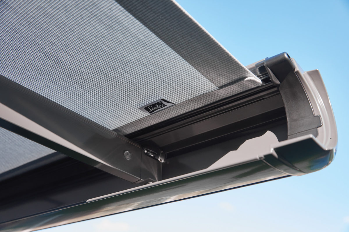 Luxaflex buitenwering en horren